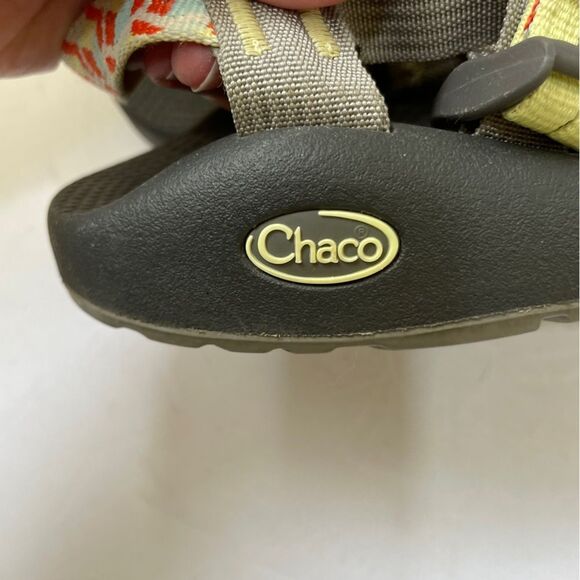 CHACO ZX/2 CLASSIC SANDALS‎ IN YELLOW - Picture 5 of 6